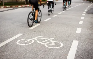 Aménagement d'une voie verte rue Dominique Cancellieri