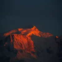 Ces couleurs de feu sur le Mont-Blanc 🔥

📷  @monik_monerat 

#sallanches #sallanchestourisme #savoiemontblanc #montblanc #destinationmontblanc #montagne #hautesavoie #hautesavoietourisme #sallanchesmontblanc
