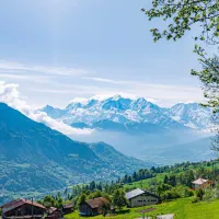 Magnifique vue sur le toit de l'Europe : le Mont Blanc 🗻

📷 @co.rtn 

#sallanches #sallanchestourisme #savoiemontblanc #montblanc #destinationmontblanc #montagne #hautesavoie #hautesavoietourisme